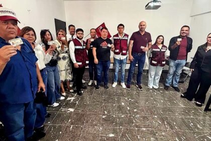 Nueve altos funcionarios de Santa Catarina se suman a Morena