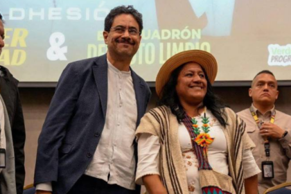 Iván Cepeda impulsa minga indígena rumbo a elecciones 2026