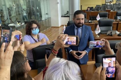 MC defiende Plan B y acusa al PRI de militarización y privilegios
