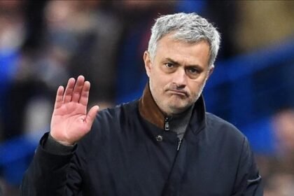 Mourinho deja en duda su continuidad en Benfica para próxima temporada