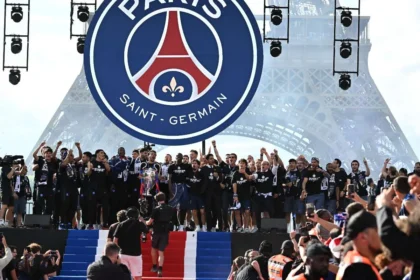 PSG celebra bicampeonato de Champions ante 100 mil en París