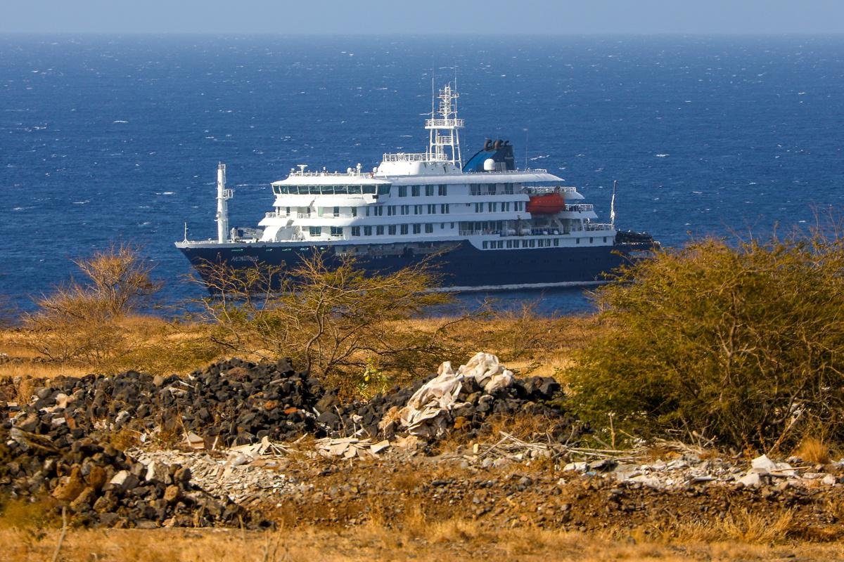 Países Bajos evacúa a tres infectados de hantavirus de crucero