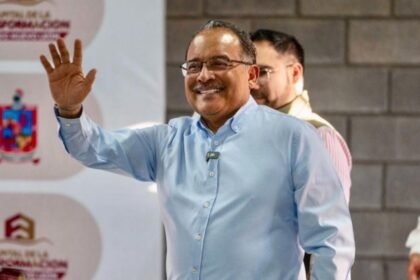 Andrés Mijes solicita licencia en Escobedo rumbo a gubernatura NL