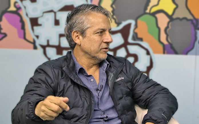 Ultraderecha en Perú busca deslegitimar elecciones, advierte experto