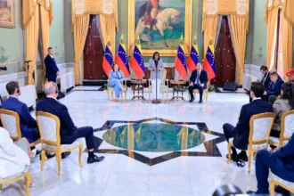 Venezuela otorga a Shell licencia para reactivar megacampo Loran