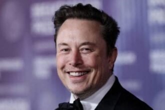 Elon Musk supera el billón de dólares y redefine la riqueza global