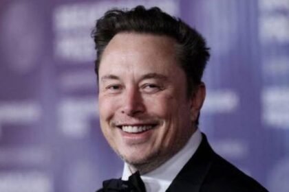 Elon Musk supera el billón de dólares y redefine la riqueza global