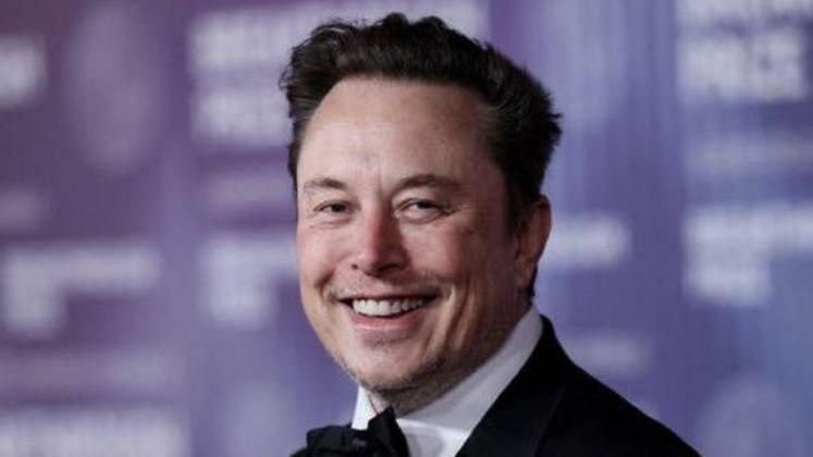 Elon Musk supera el billón de dólares y redefine la riqueza global