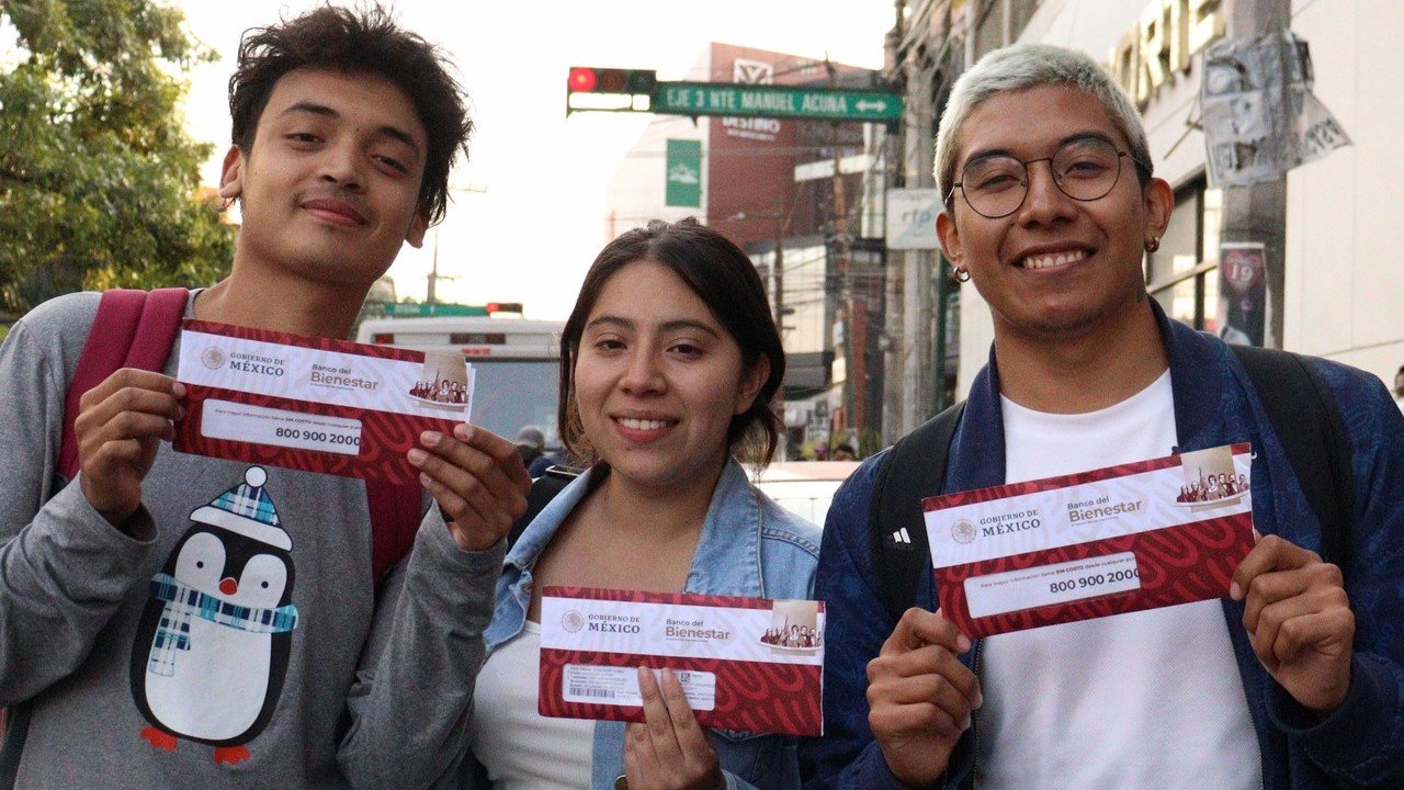 Becas de Bienestar benefician a casi 13 millones de alumnos en México