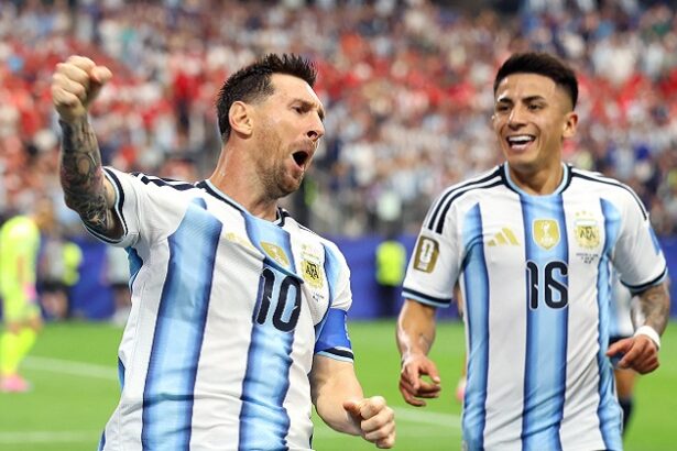 Messi lleva a Argentina a octavos y es máximo goleador mundialista