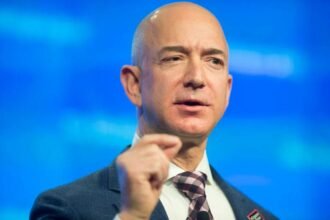 Jeff Bezos propone llevar la industria contaminante fuera de la Tierra