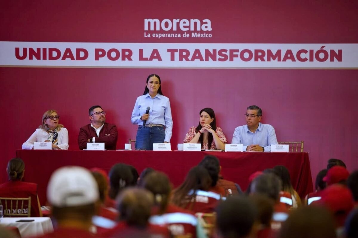 Morena realiza 210 asambleas contra desinformación en México