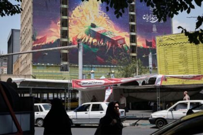 Irán celebra funeral histórico de Jameneí bajo máxima seguridad