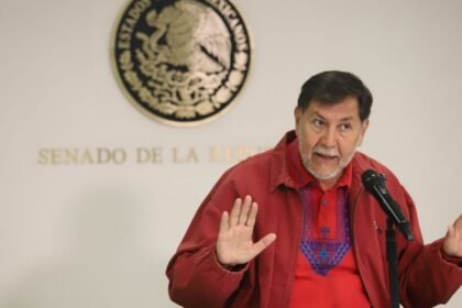 Fernández Noroña exige al PAN pruebas contra Rubén Rocha