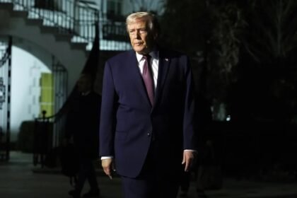 Trump anuncia a EE.UU. como guardián del estrecho de Ormuz