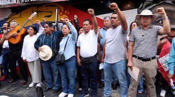 Sheinbaum y CNTE acuerdan más plazas docentes en Oaxaca