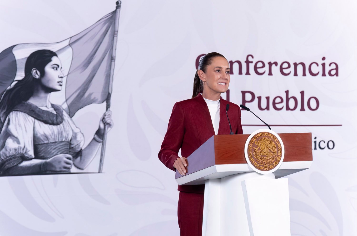Sheinbaum propone nuevas reglas de transparencia en radio y TV