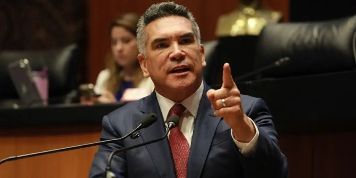 PRI rechaza reforma contra doble nacionalidad en cargos políticos