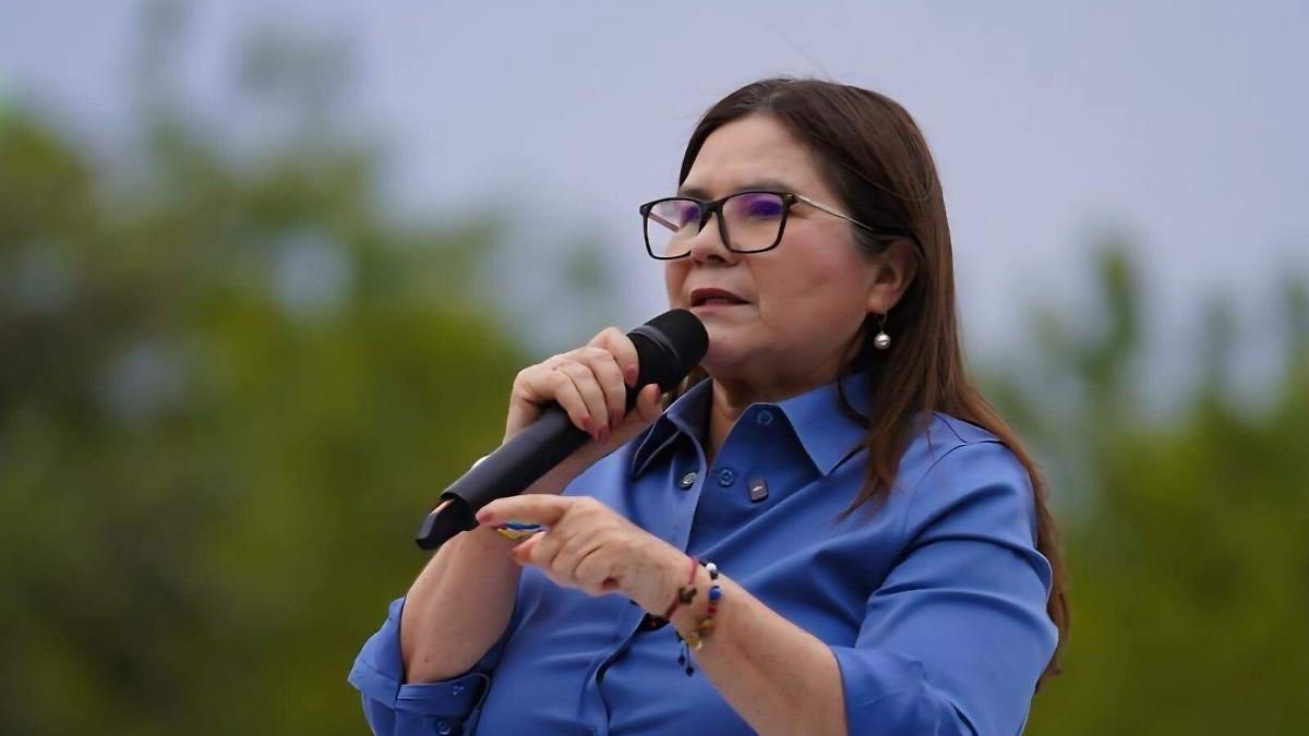 TEESIN revoca exoneración de Imelda Castro por actos anticipados