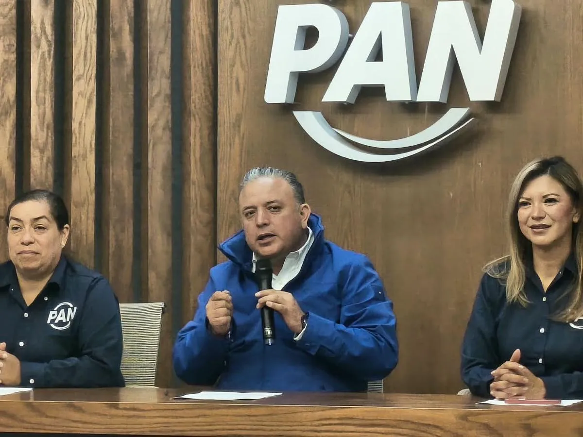 PAN pide esclarecer retiro de visa a hijo de AMLO en EE UU