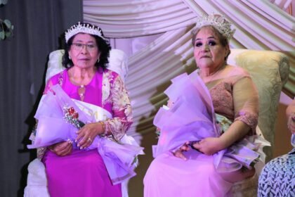 Brenda Güereca corona a la Reina del Adulto Mayor 2026 en San Pedro