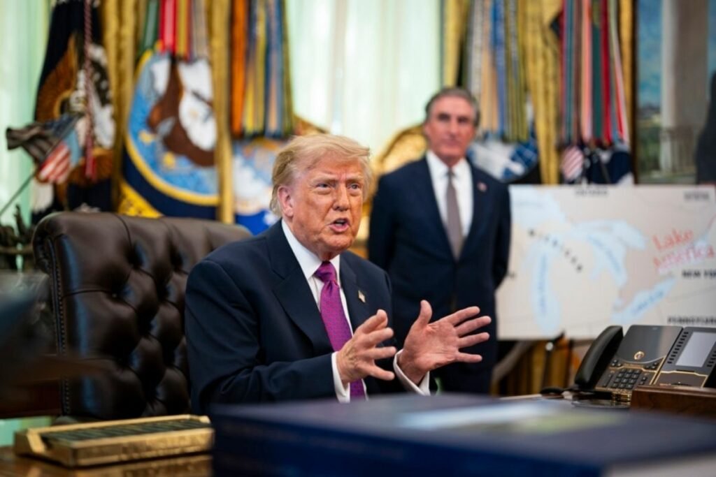 Trump propone llamar lago América al lago Ontario