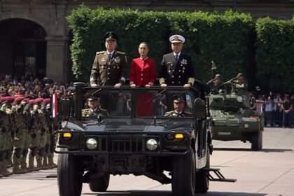 Sheinbaum reafirma defensa de soberanía en desfile del 16S