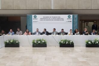 Monreal descarta que salida del PT afecte a Morena en 2027