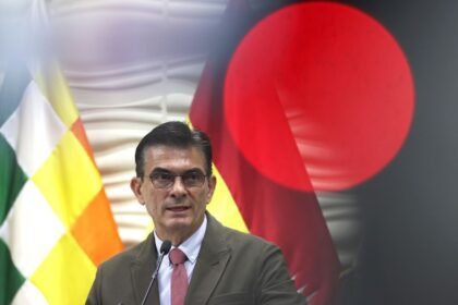 Sindicatos bolivianos protestan contra fin del subsidio al diésel